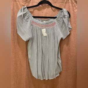 Cute Maurice’s top